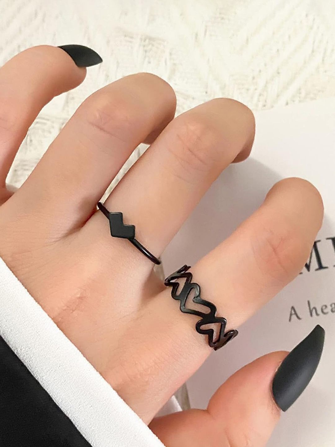 

Jewels Galaxy Set Of 2 Finger Rings, Black