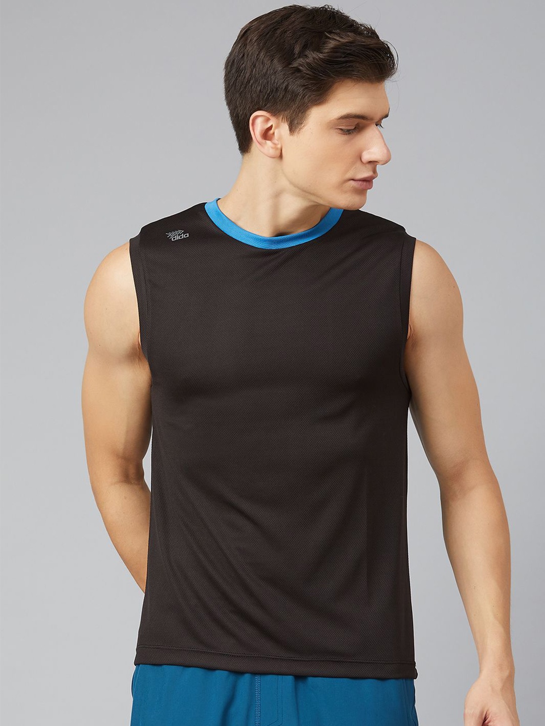 

DIDA Men Hooded Dri-FIT Pockets T-shirt, Black