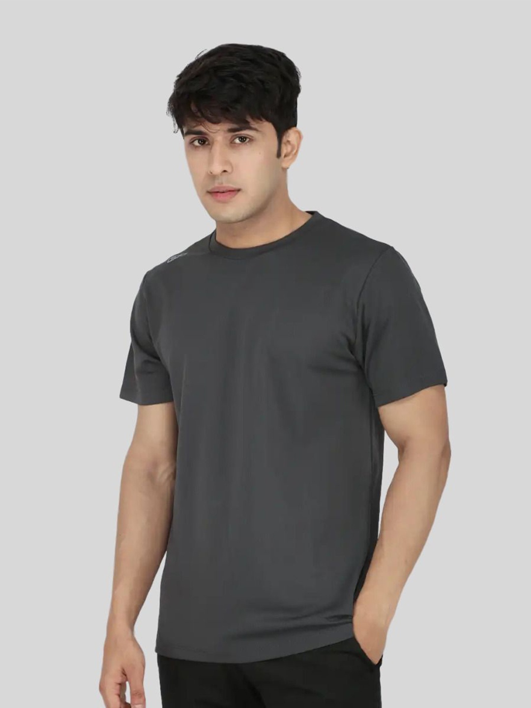 

DIDA Men Dri-FIT Pockets T-shirt, Grey