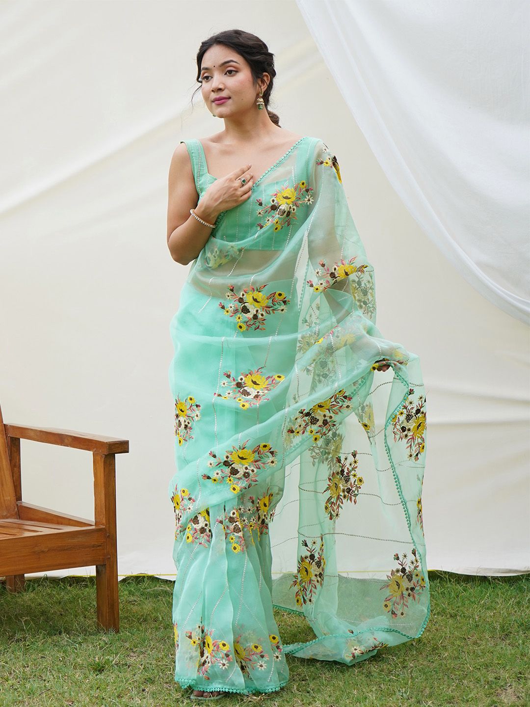 

Ishin Floral Embellished Organza Saree, Green