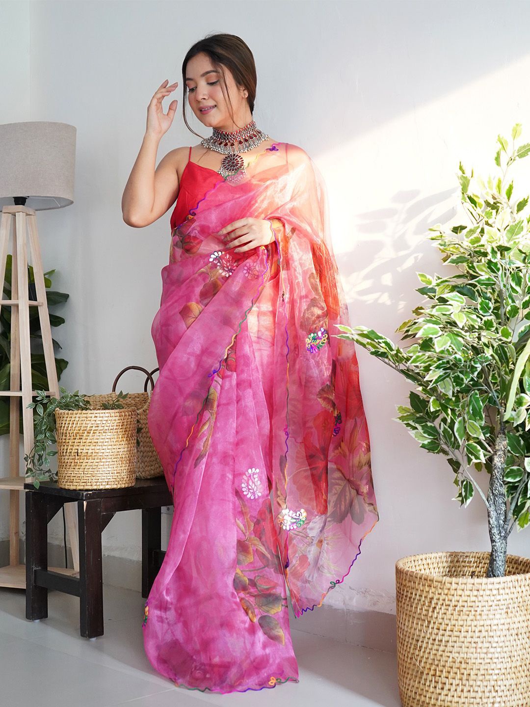 

Ishin Ethnic Motifs Mirror Work Organza Saree, Pink