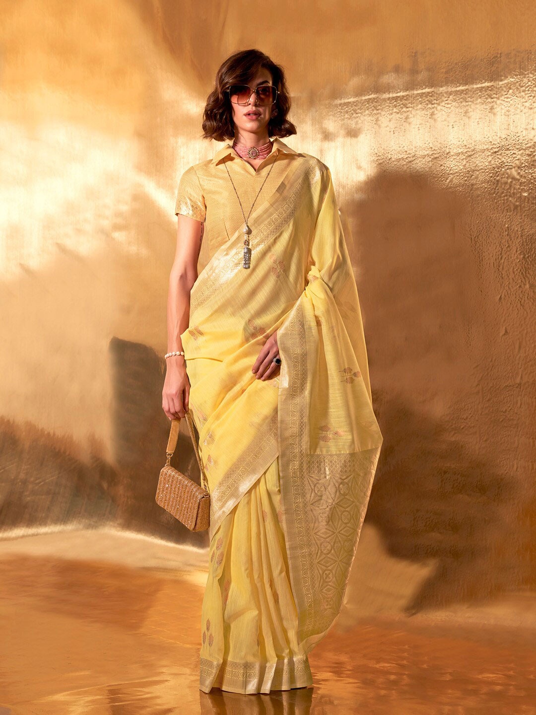 

Ishin Woven Design Zari Banarasi Saree, Yellow