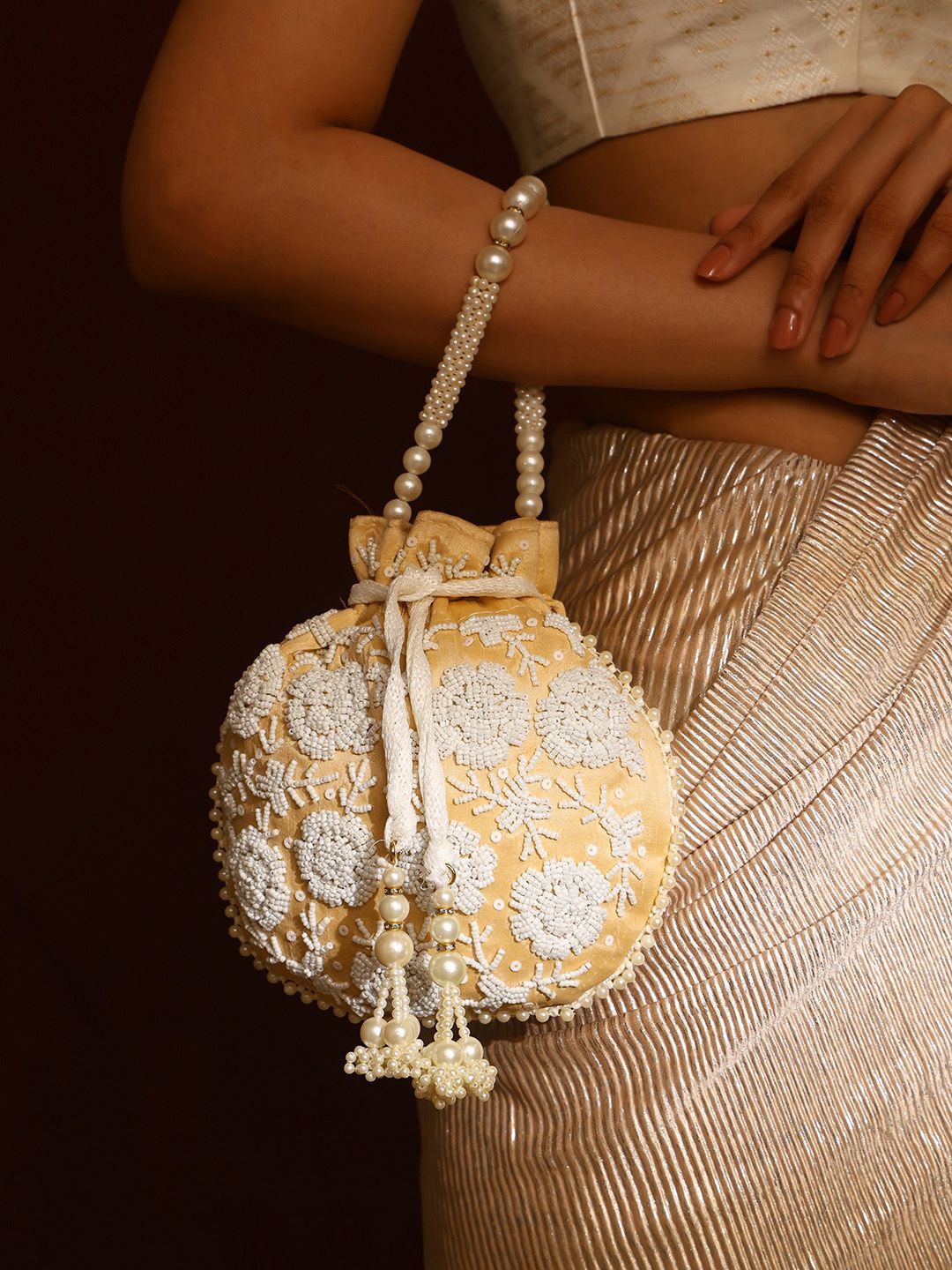 

Priyaasi Embellished Potli Clutch, Yellow