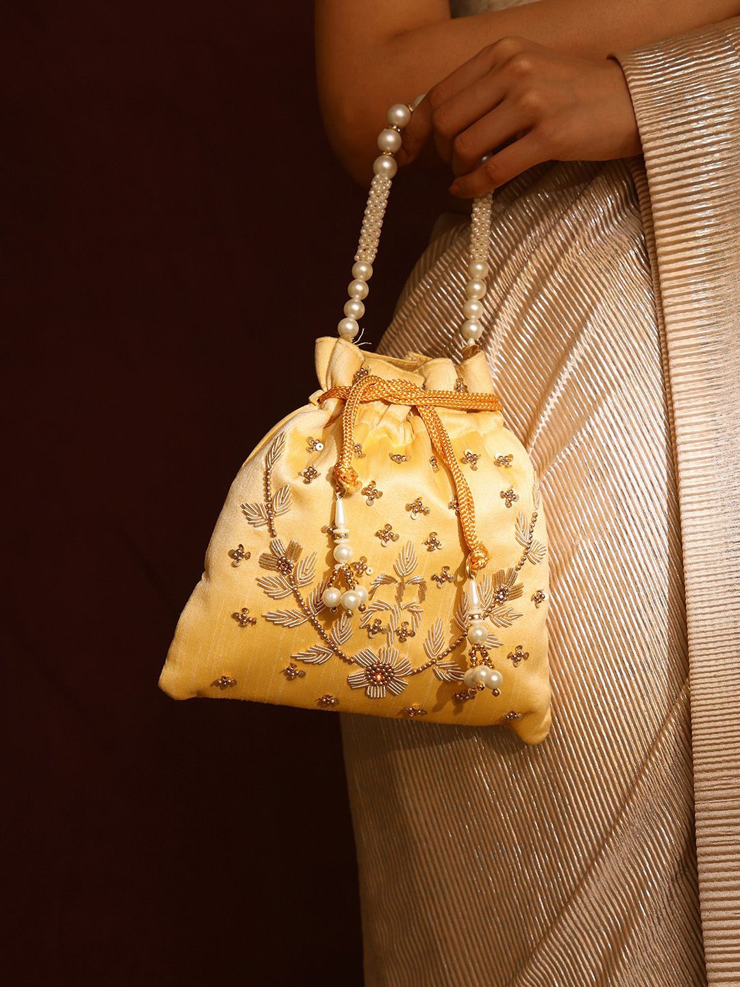 

Priyaasi Embellished Embroidered Potli Clutch, Gold