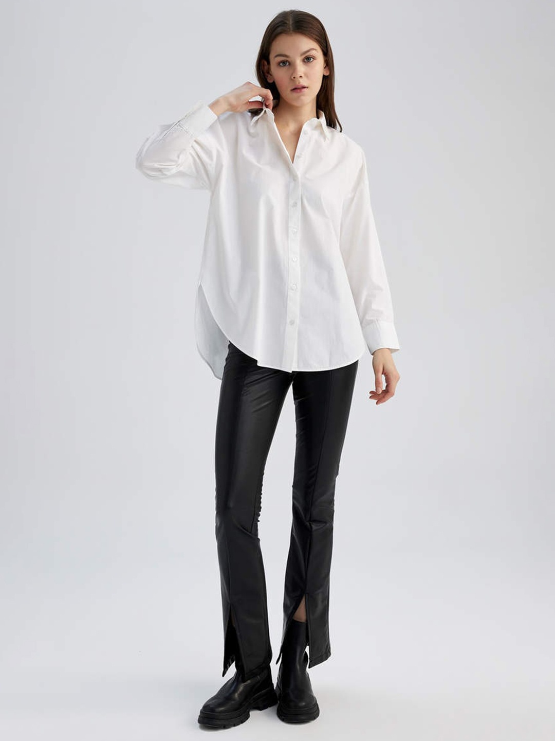 

Fab Star Comfort Boxy Cotton Spread Collar Casual Shirt, White