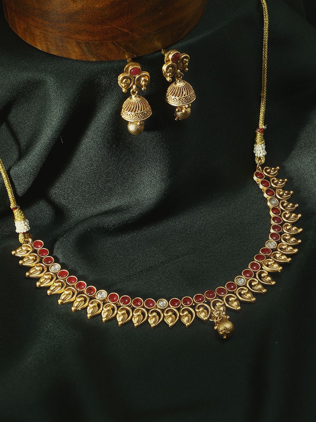 

Adwitiya Collection Gold-Plated Stone Studded Jewellery Set