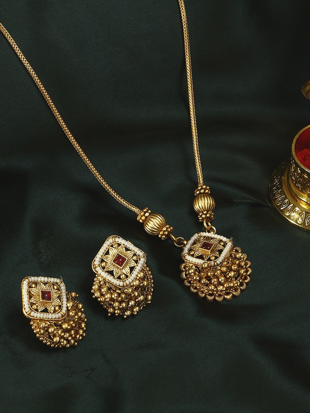 

Adwitiya Collection Gold Plated Artificial Stones and Beads Studded Jewellery Set