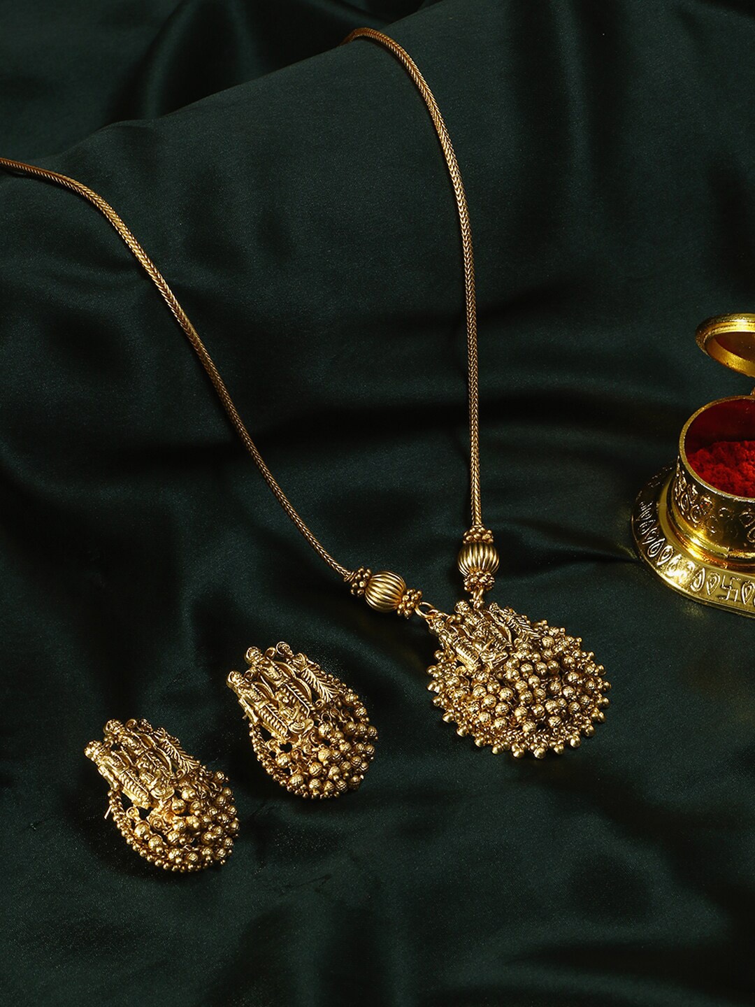 

Adwitiya Collection Gold-Plated Jewellery Set