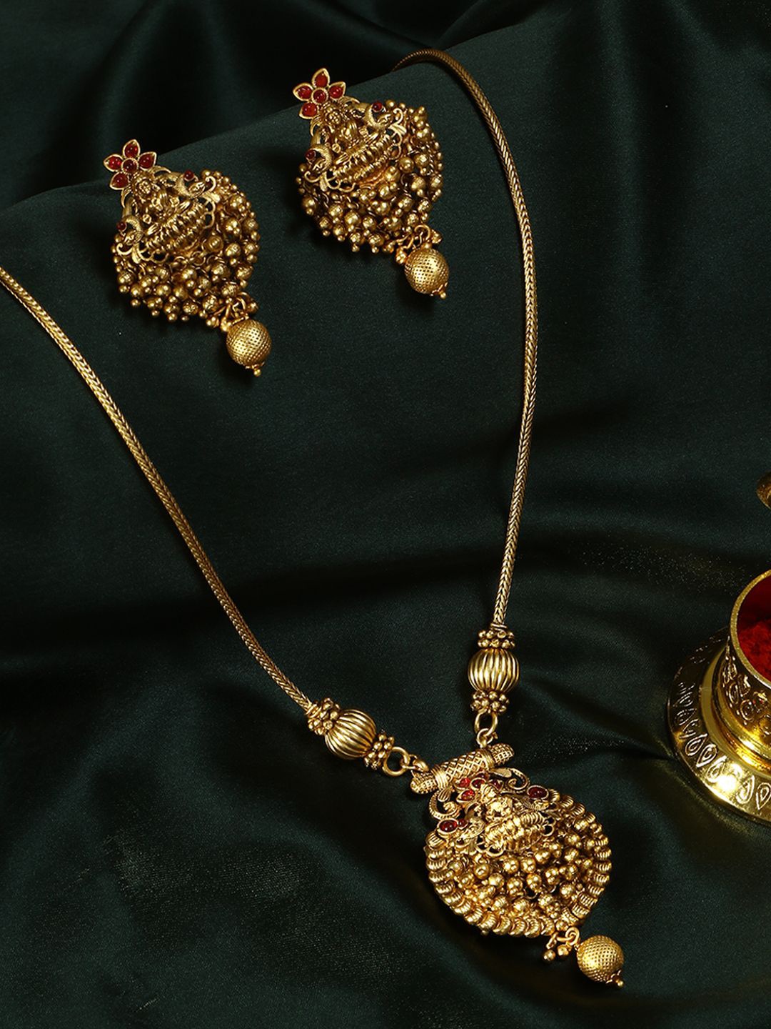 

Adwitiya Collection Gold-Plated Stone-Studded & Beaded Jewellery Set