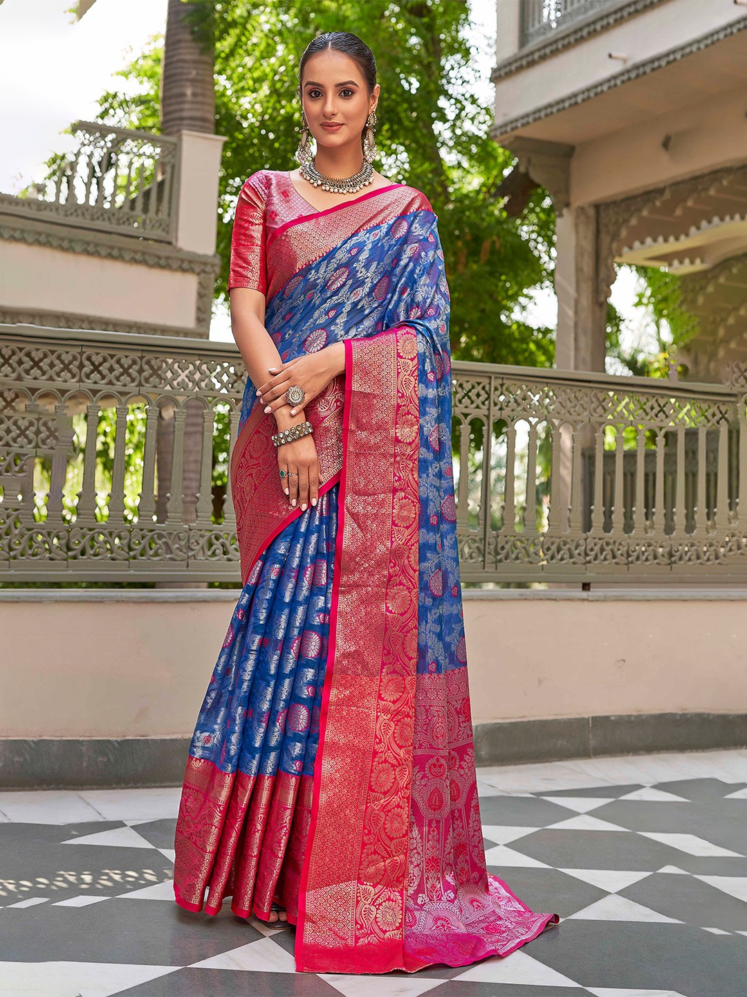 

Tankori Woven Design Zari Banarasi Saree, Blue
