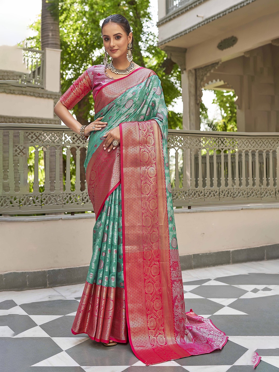 

Tankori Woven Design Zari Banarasi Saree, Teal