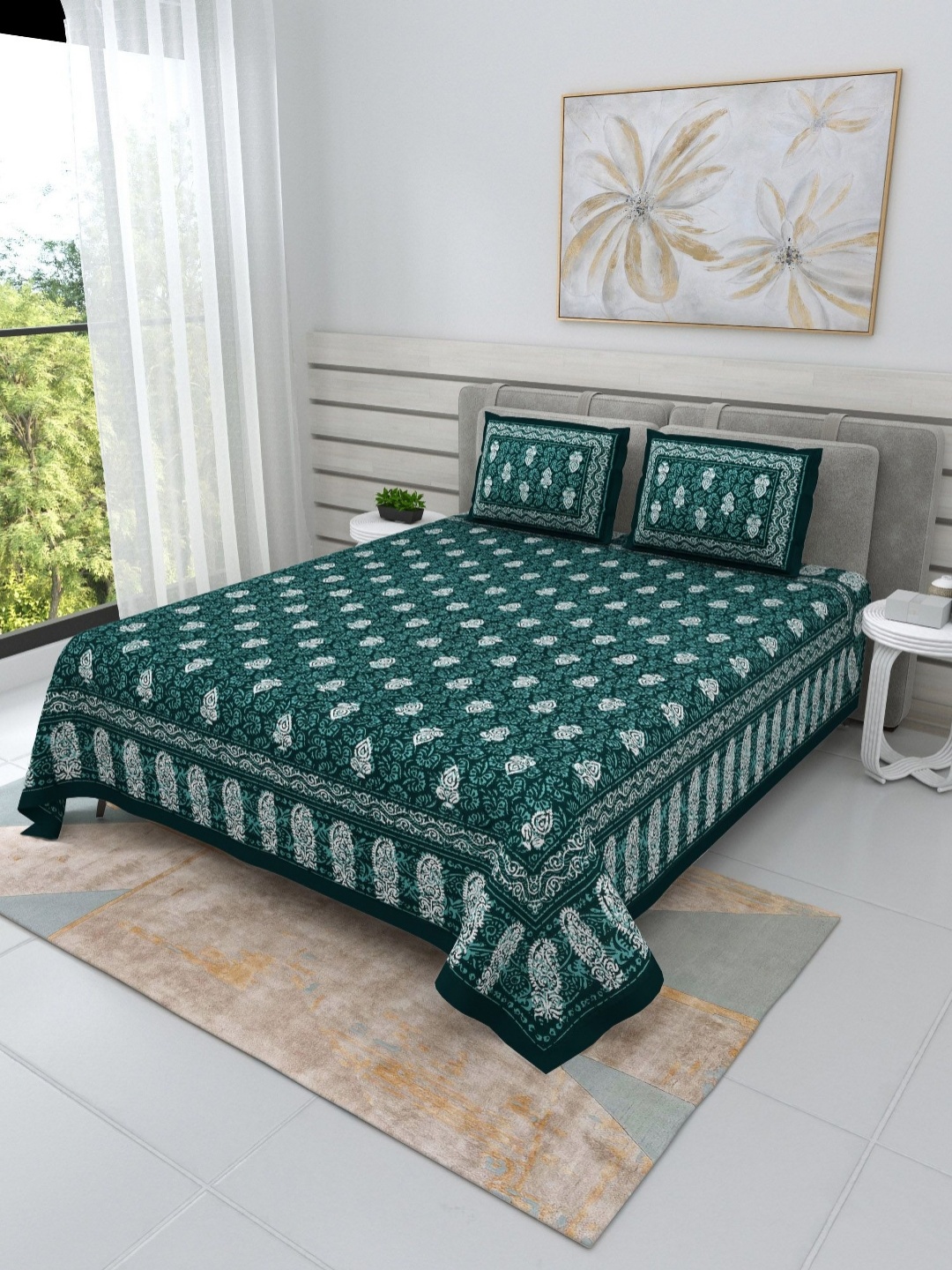 

SHOOLIN Green & White Ethnic Motifs Cotton 144 TC King Bedsheet with 2 Pillow Covers