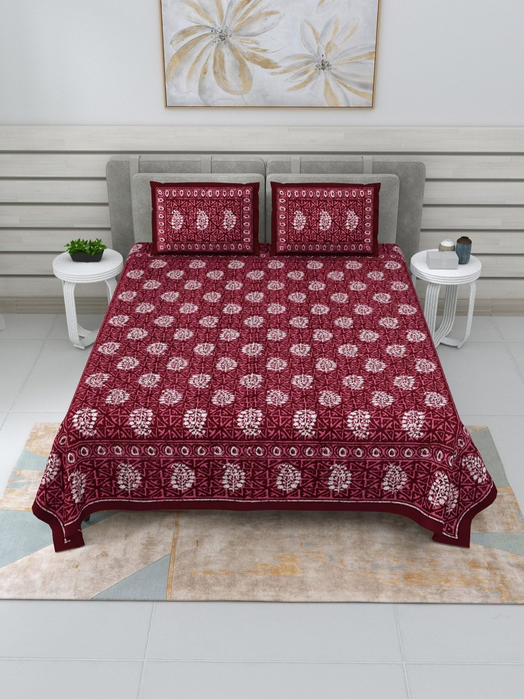 

SHOOLIN Maroon & White Floral 144 TC King Bedsheet with 2 Pillow Covers