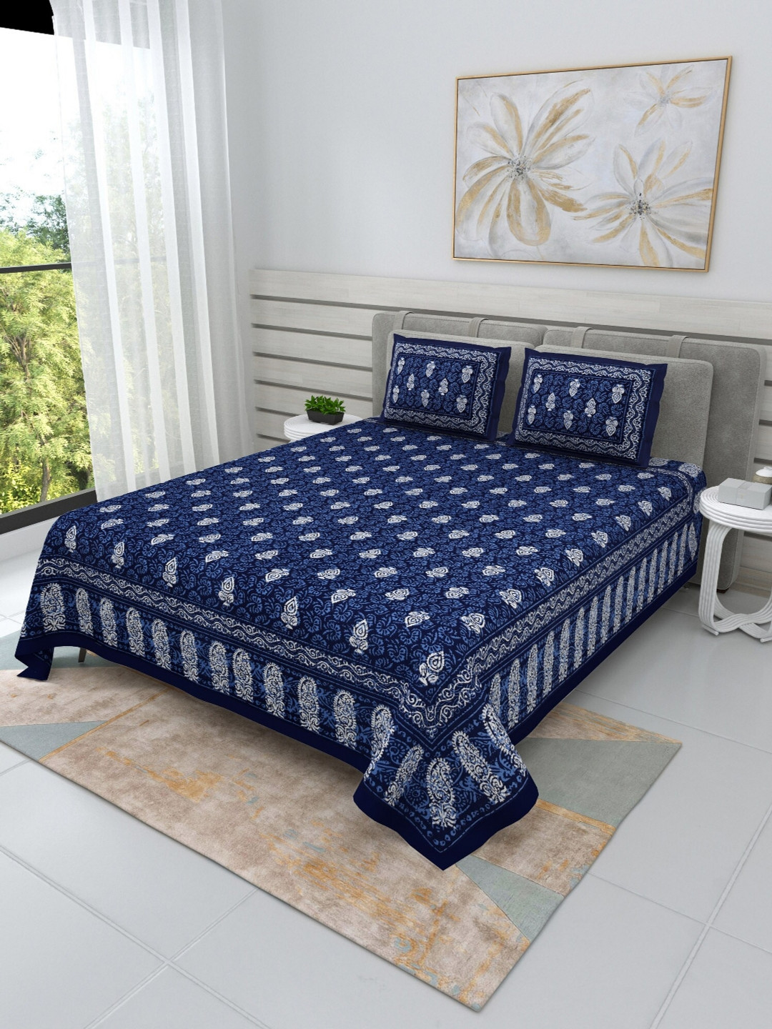 

SHOOLIN Blue & White Floral 144 TC King Bedsheet with 2 Pillow Covers