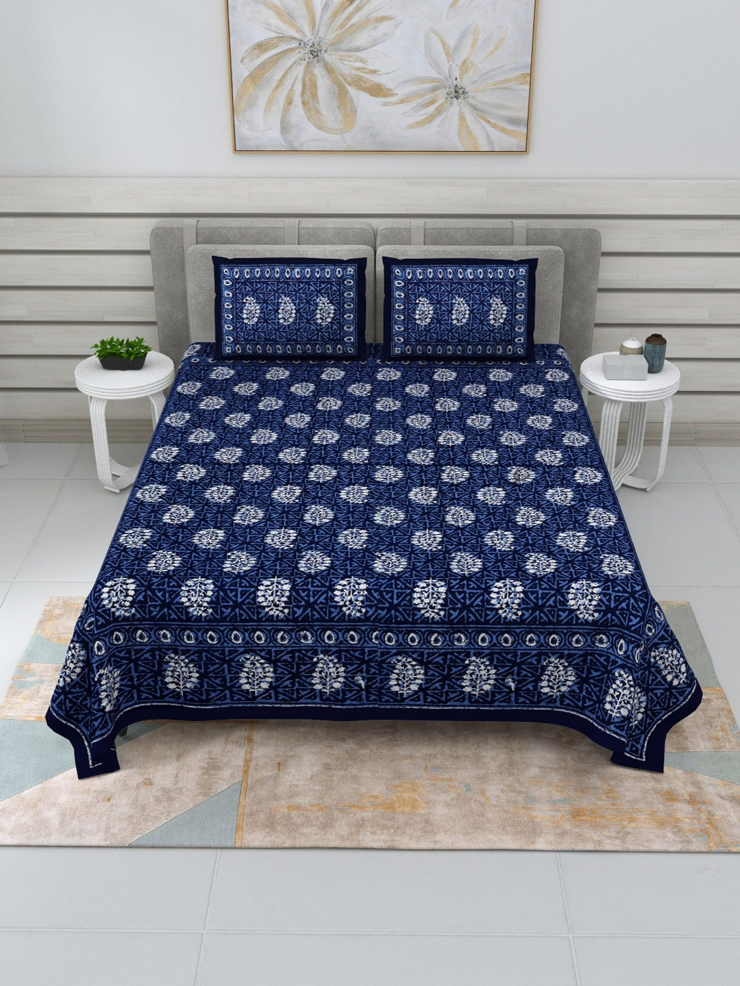 

SHOOLIN Blue & White Floral 144 TC King Bedsheet with 2 Pillow Covers