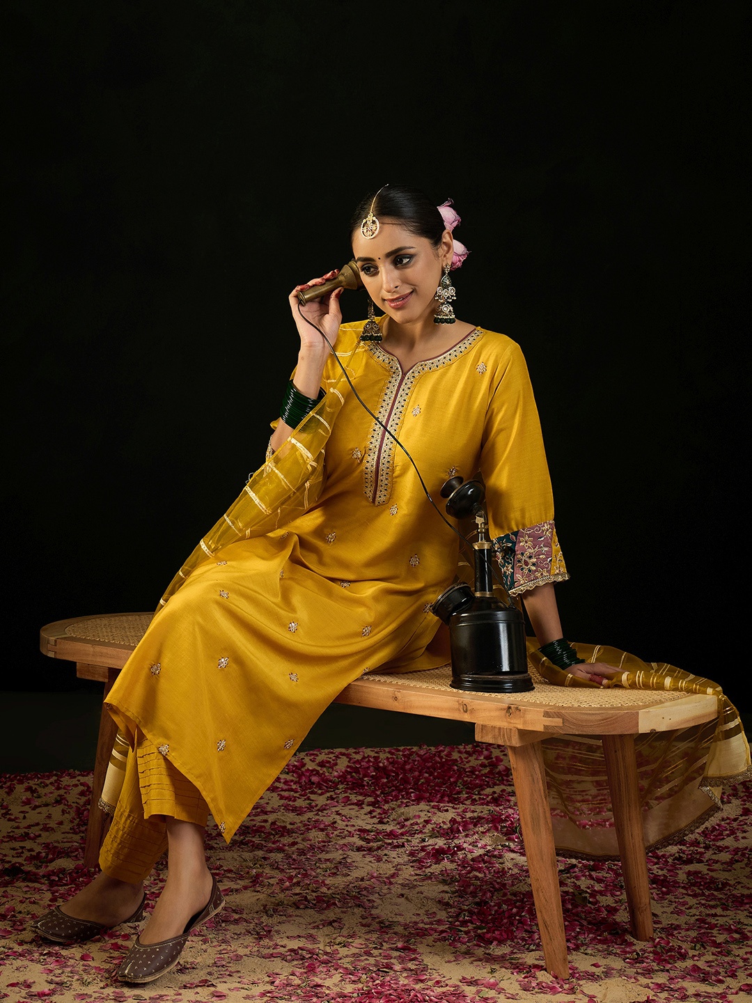 

Indo Era Floral Embroidered Sequinned Straight Kurta With Trousers & Dupatta, Green