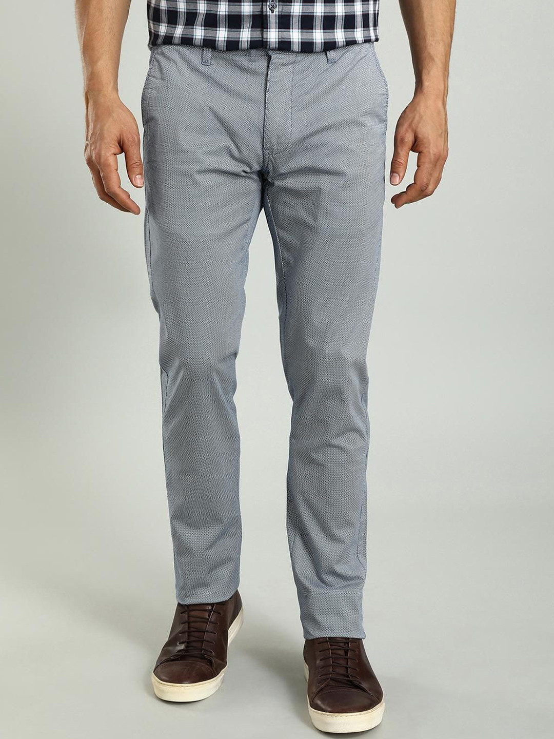 

Indian Terrain Men Brooklyn Slim Fit Chinos Trousers, Blue