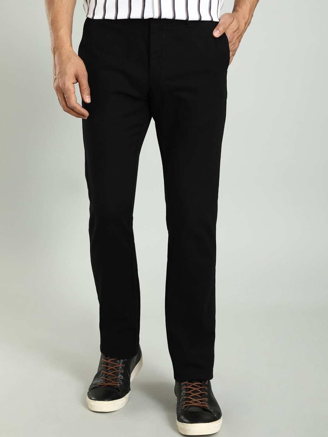 

Indian Terrain Men Brooklyn Slim Fit Cotton Chinos Trousers, Black
