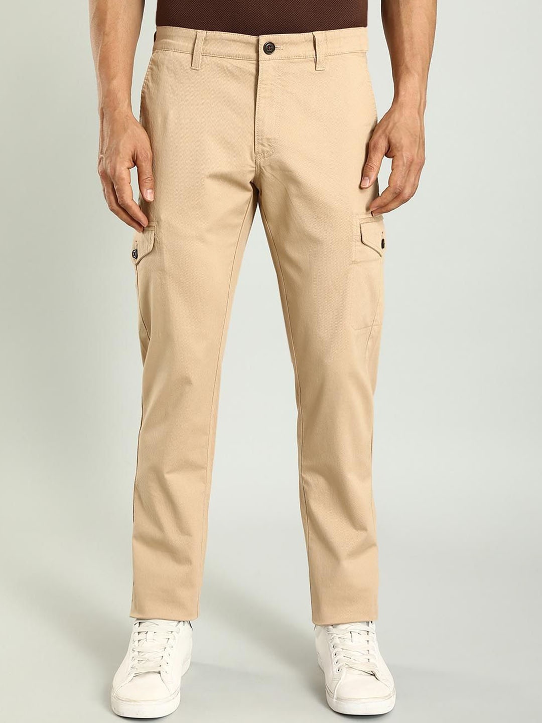 

Indian Terrain Men Brooklyn Slim Fit Mid-Rise Cargos Trousers, Brown