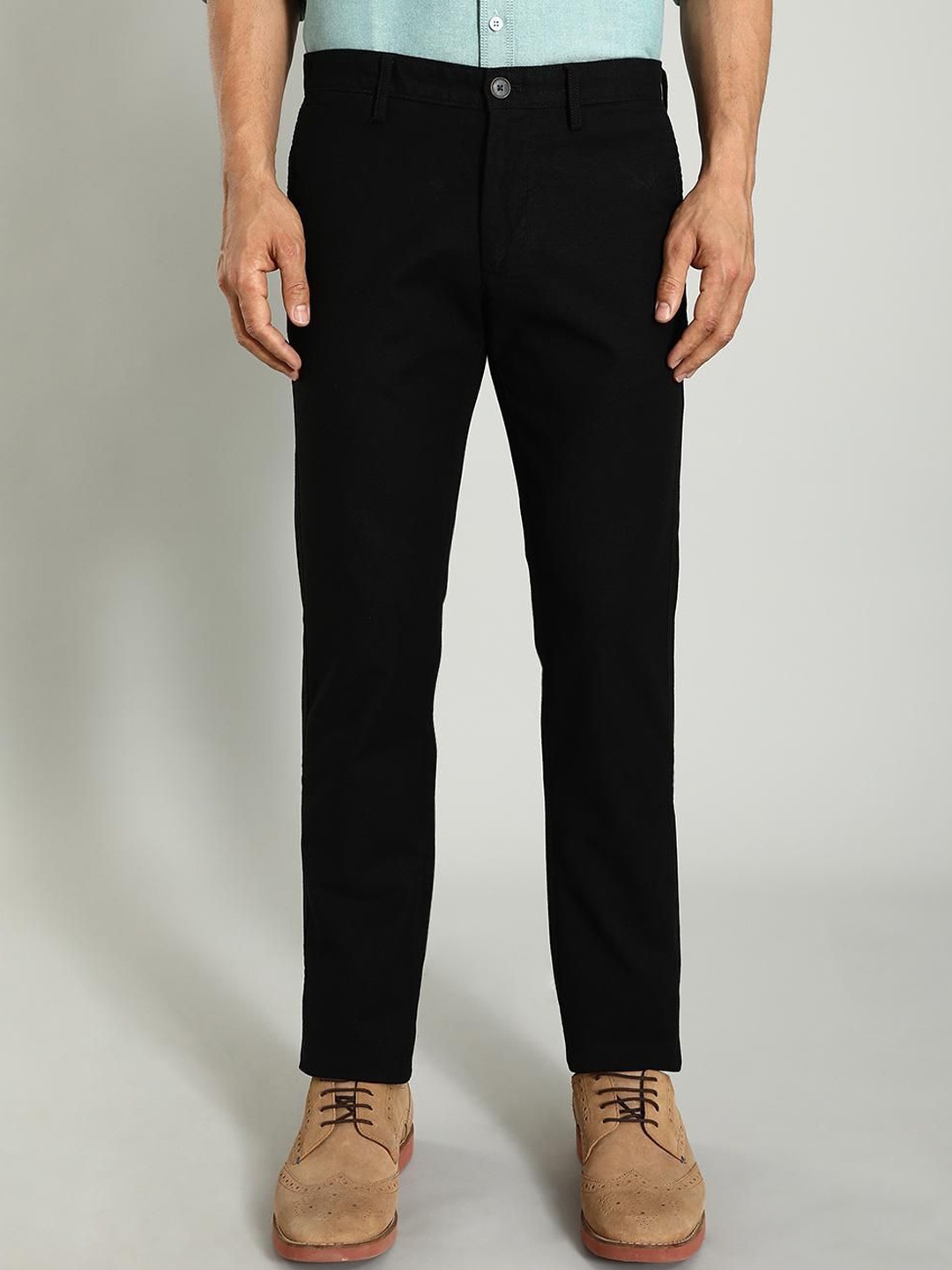 

Indian Terrain Men Brooklyn Slim Fit Chinos Trousers, Black