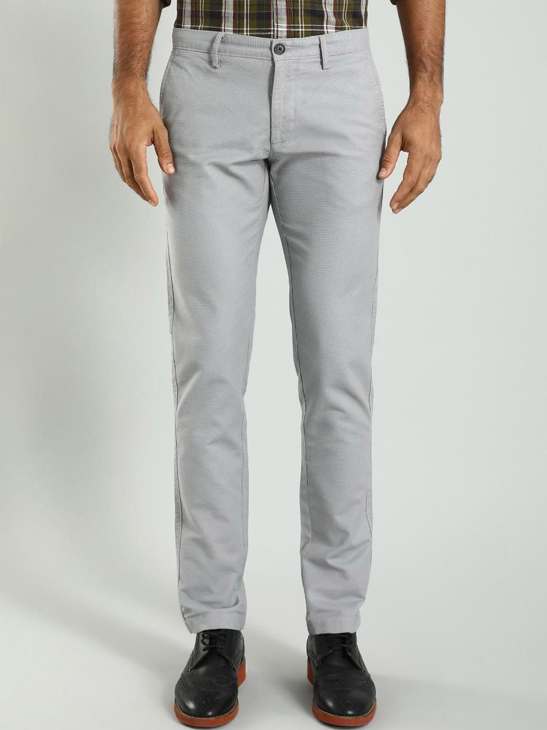 

Indian Terrain Men Brooklyn Slim Fit Trousers, Grey