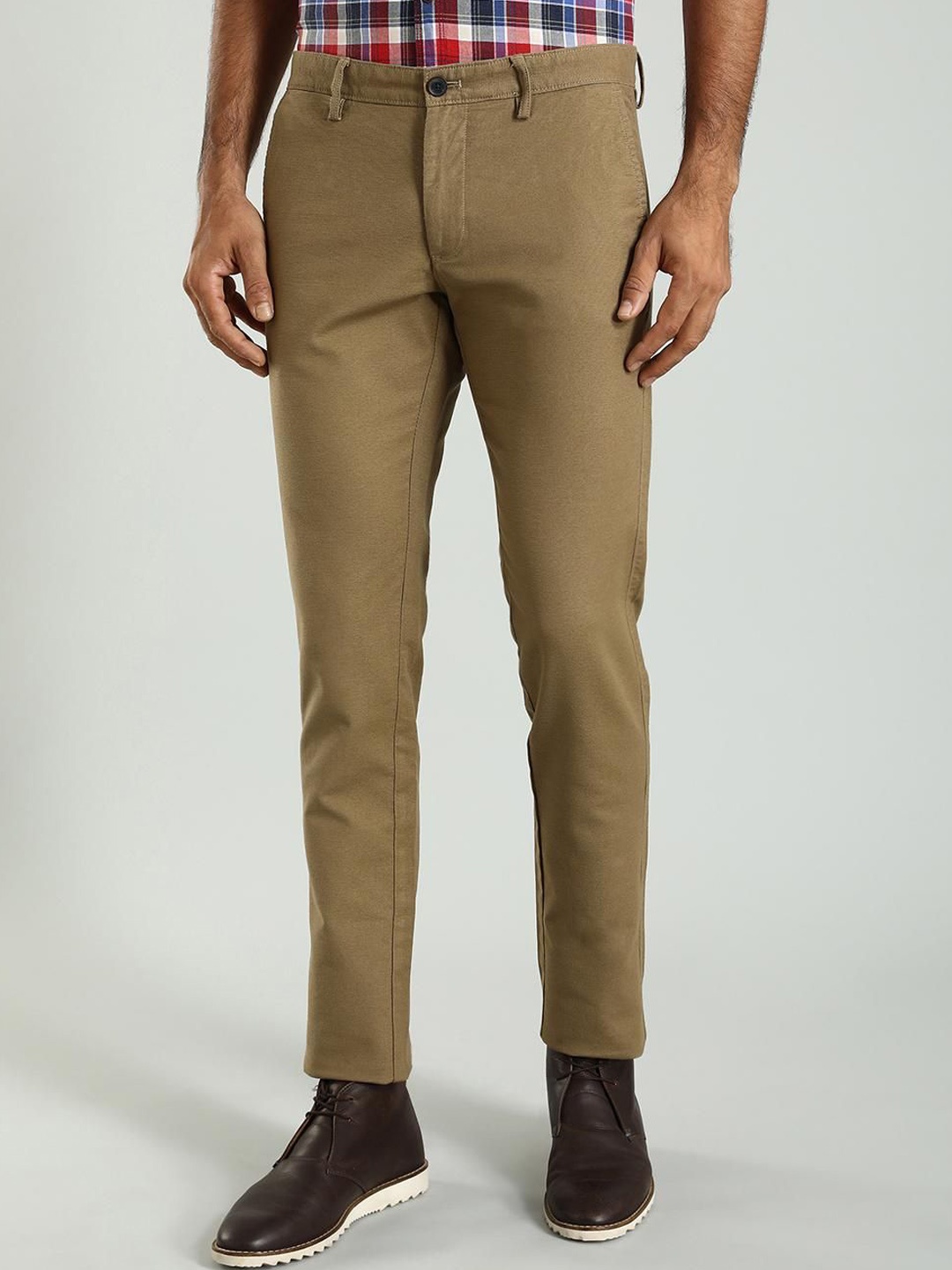 

Indian Terrain Men Brooklyn Slim Fit Trousers, Brown