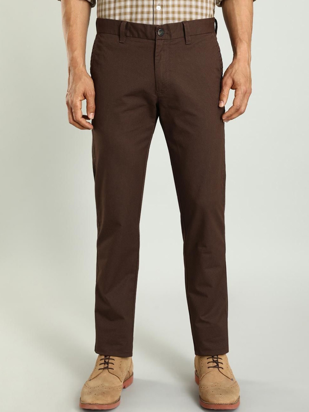 

Indian Terrain Men Brooklyn Slim Fit Mid-Rise Chinos, Brown