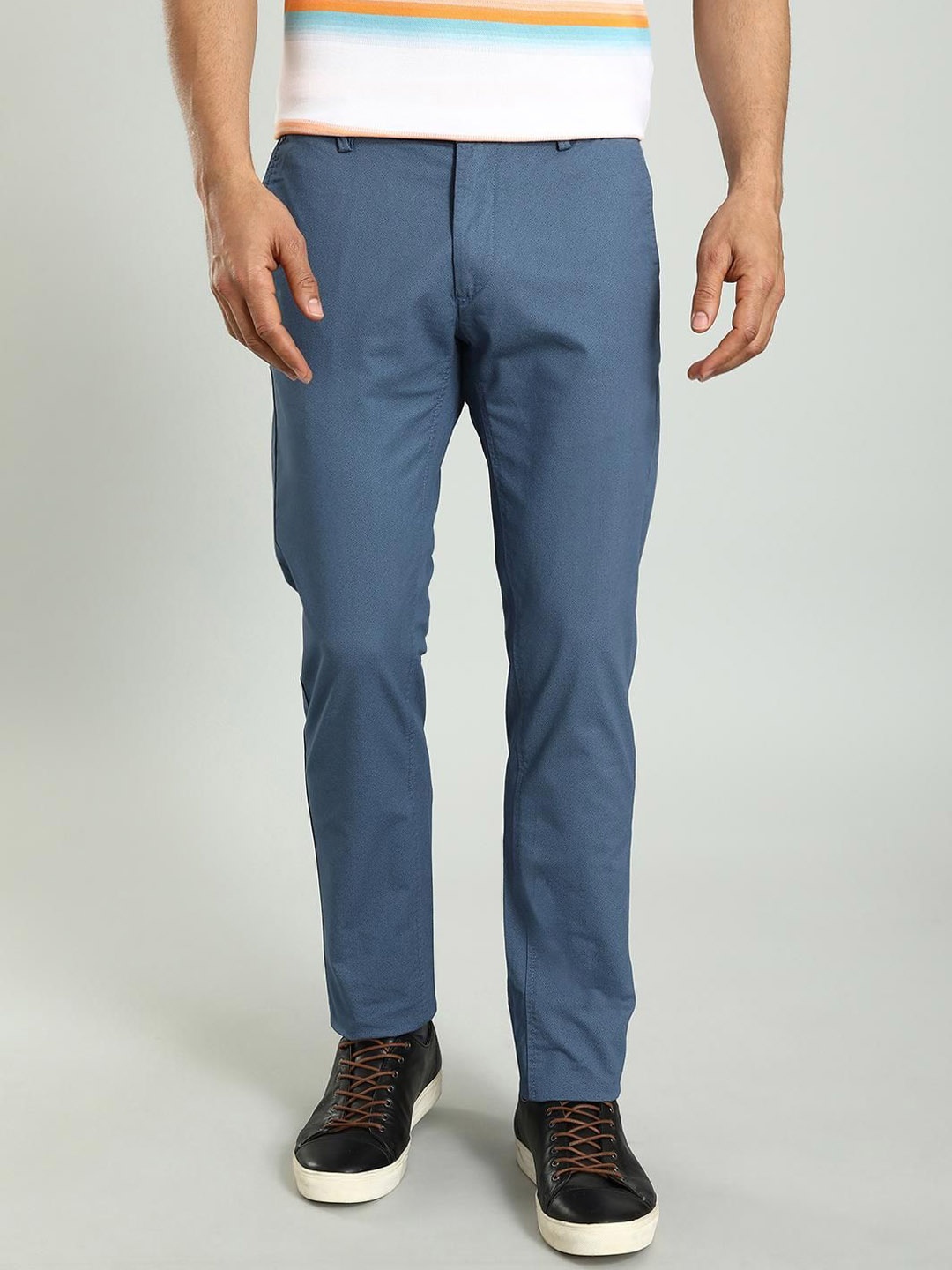 

Indian Terrain Men Brooklyn Slim Fit Chinos, Blue