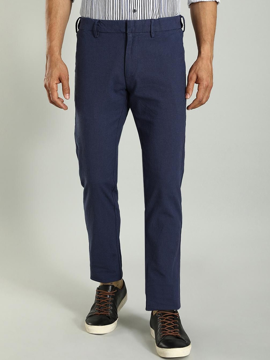 

Indian Terrain Men Brooklyn Slim Fit Chinos Trousers, Blue