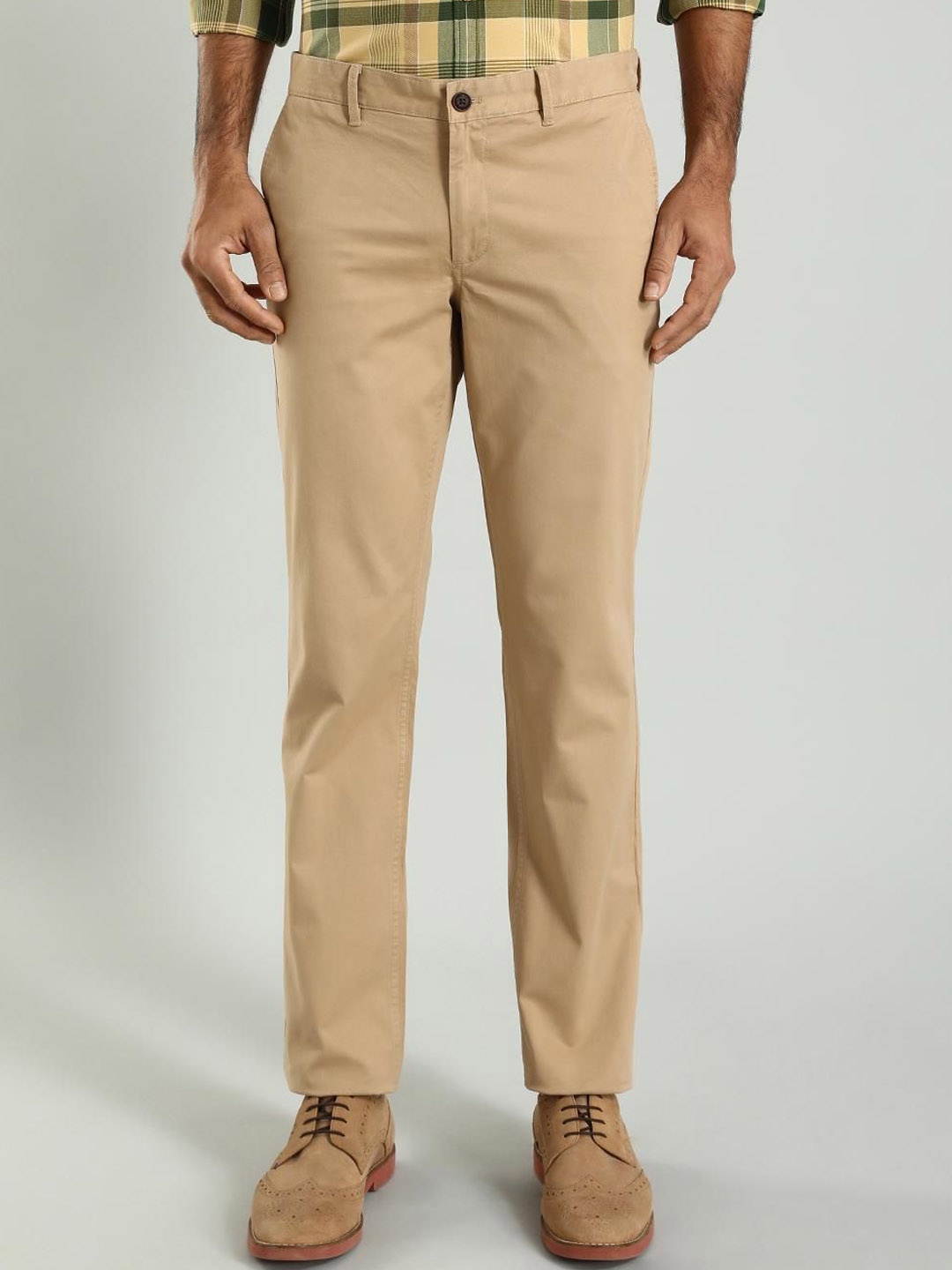 

Indian Terrain Men Kansas Mid Rise Chinos, Brown