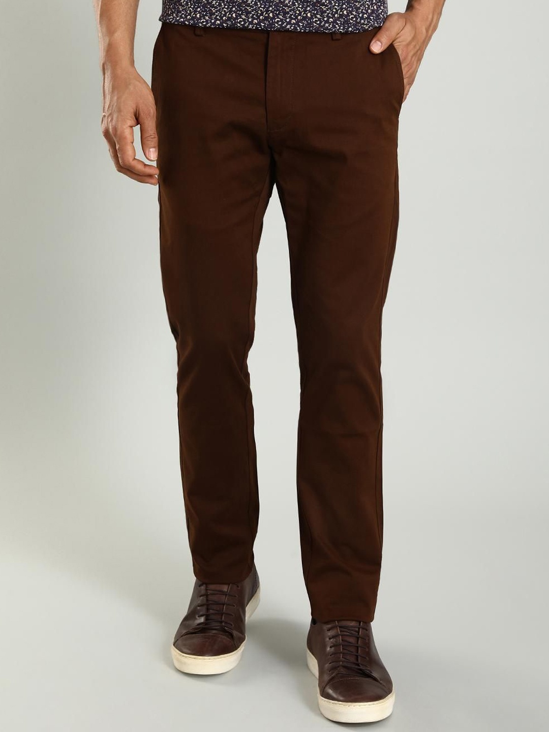 

Indian Terrain Men Brooklyn Slim Fit Mid-Rise Chinos Trousers, Brown