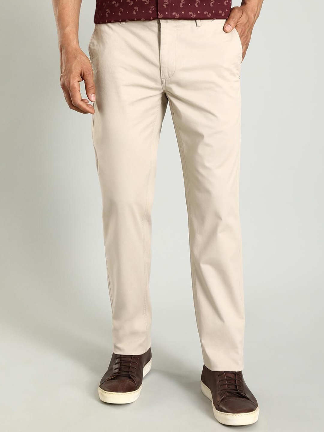 

Indian Terrain Men Brooklyn Slim Fit Cotton Trousers, Brown