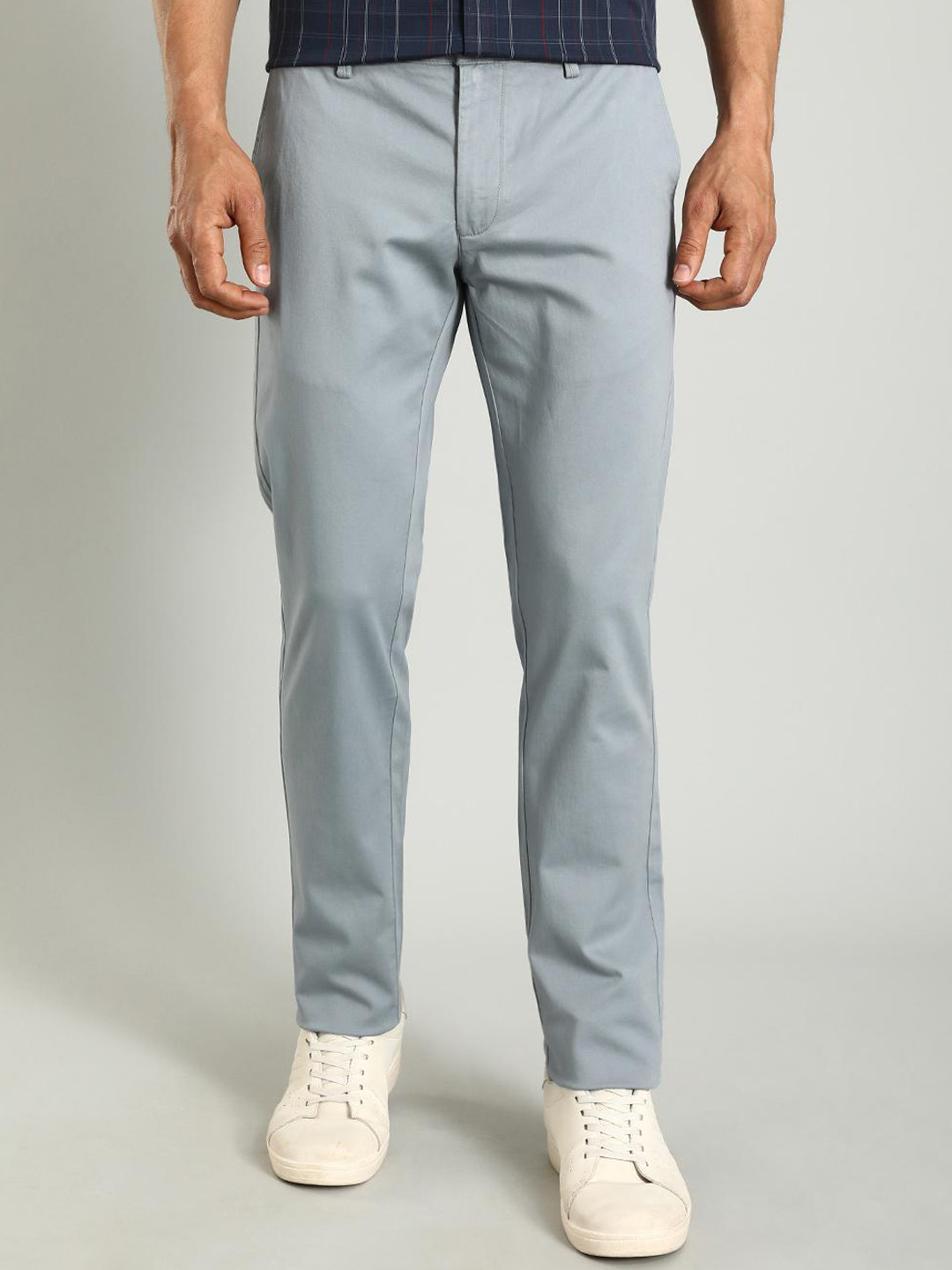

Indian Terrain Men Brooklyn Slim Fit Chinos Trousers, Blue
