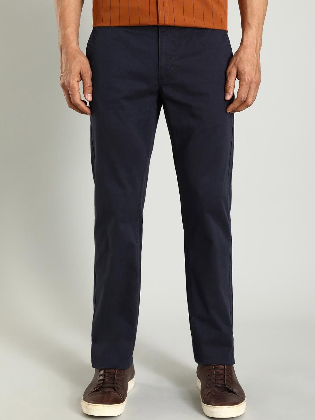 

Indian Terrain Men Brooklyn Slim Fit Chinos, Blue