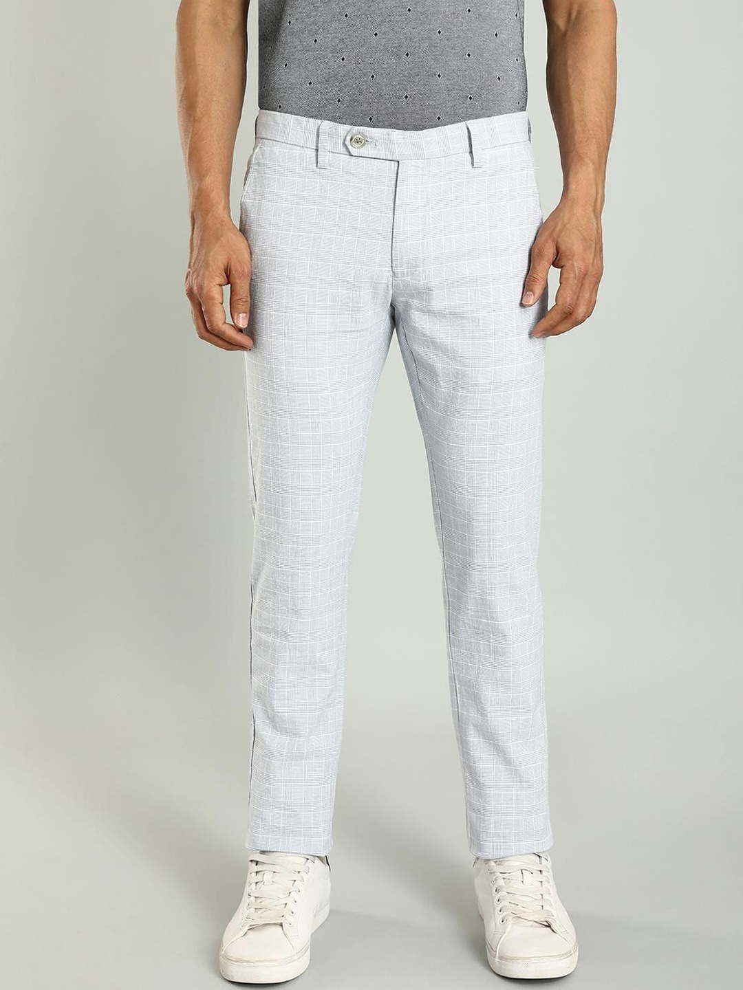 

Indian Terrain Men Checked Brooklyn Slim Fit Trousers, Blue