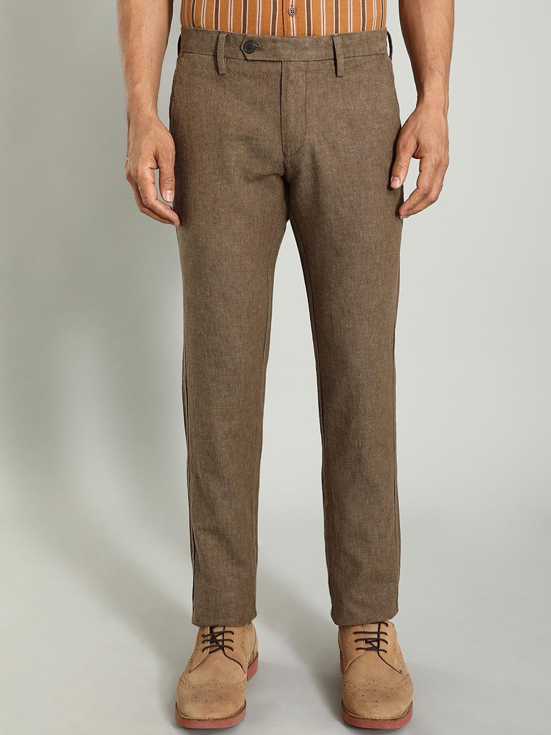

Indian Terrain Men Brooklyn Slim Fit Trousers, Green