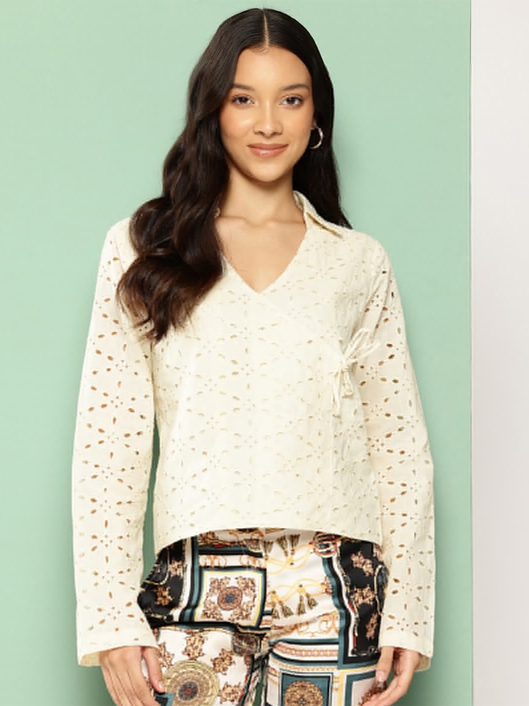 

The Roadster Lifestyle Co. Self-Design Long Sleeves Shirt Style Top, Off white