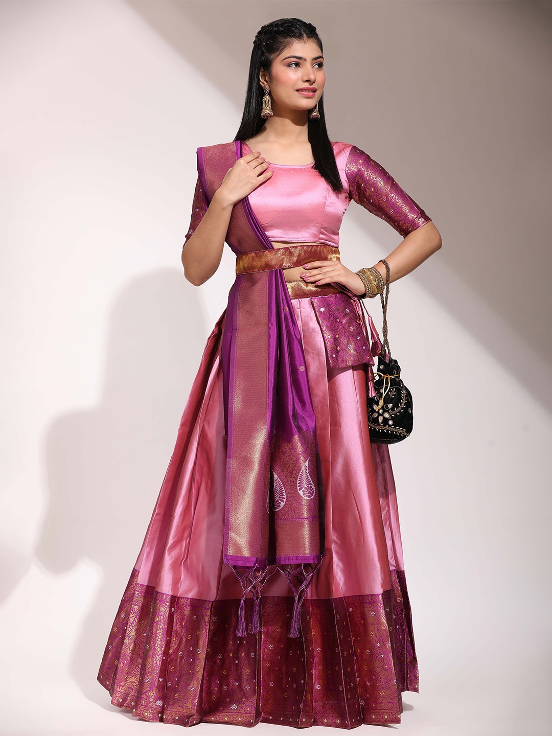 

Fabcartz Zari Semi-Stitched Lehenga & Unstitched Blouse With Dupatta, Peach