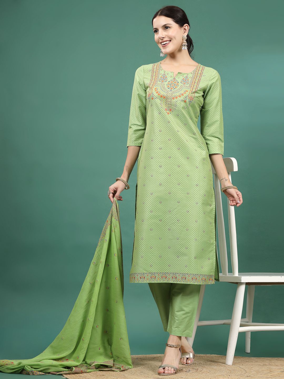 

Sangria Green Floral Printed Notch Neck Straight Kurta & Trousers With Dupatta