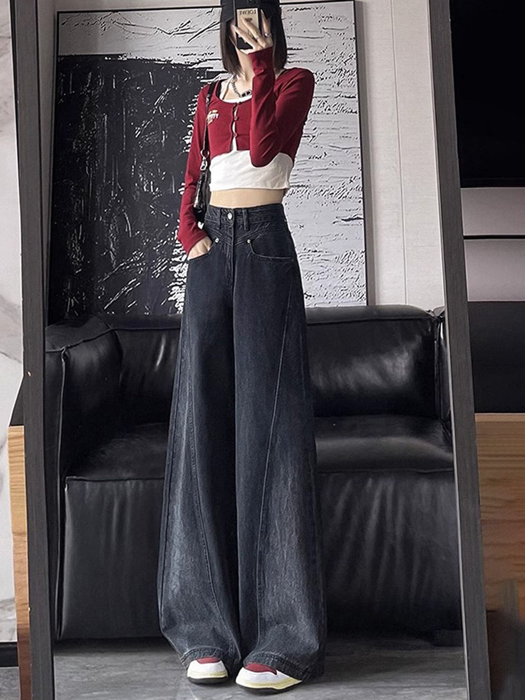 

LULU & SKY Women Wide Leg High Rise Clean Look Light Fade Jeans, Black
