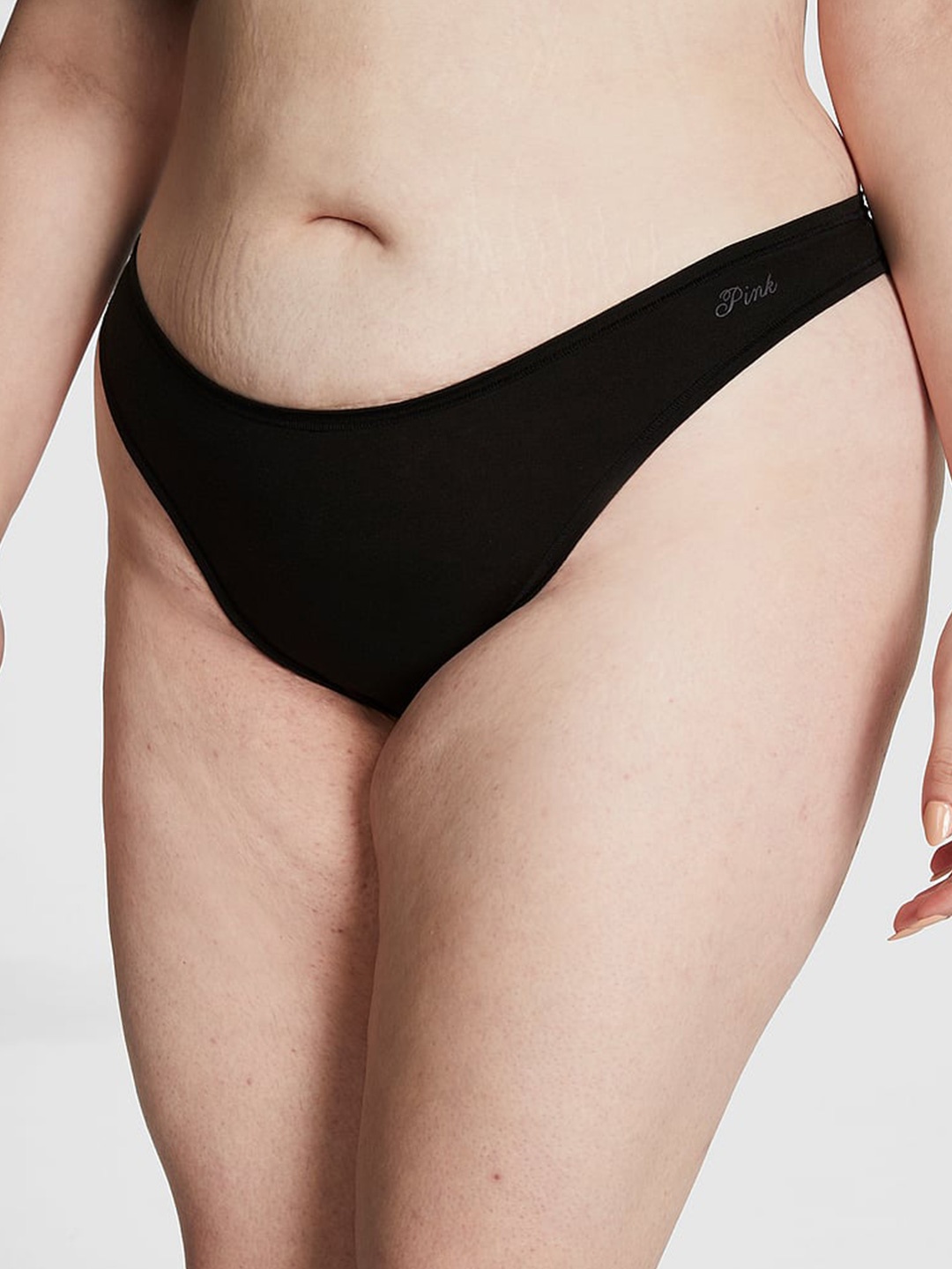 

Victoria's Secret Low Rise Thong Briefs 112412182ZUO, Black