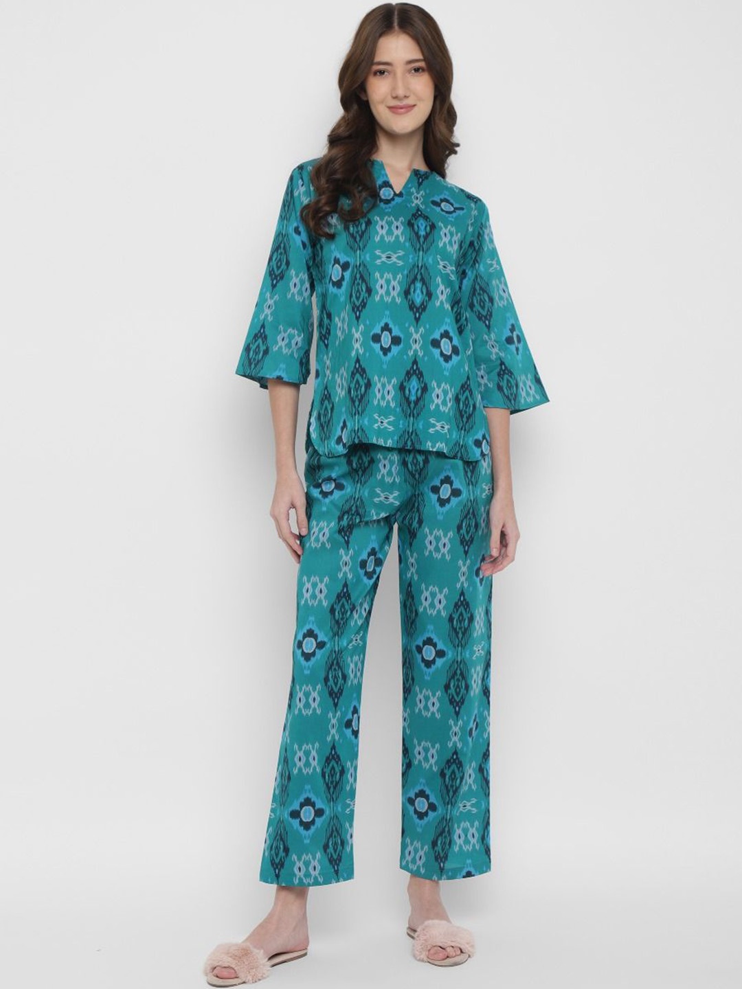 

shopbloom Abstract Printed Pure Cotton Top With Pyjamas, Green