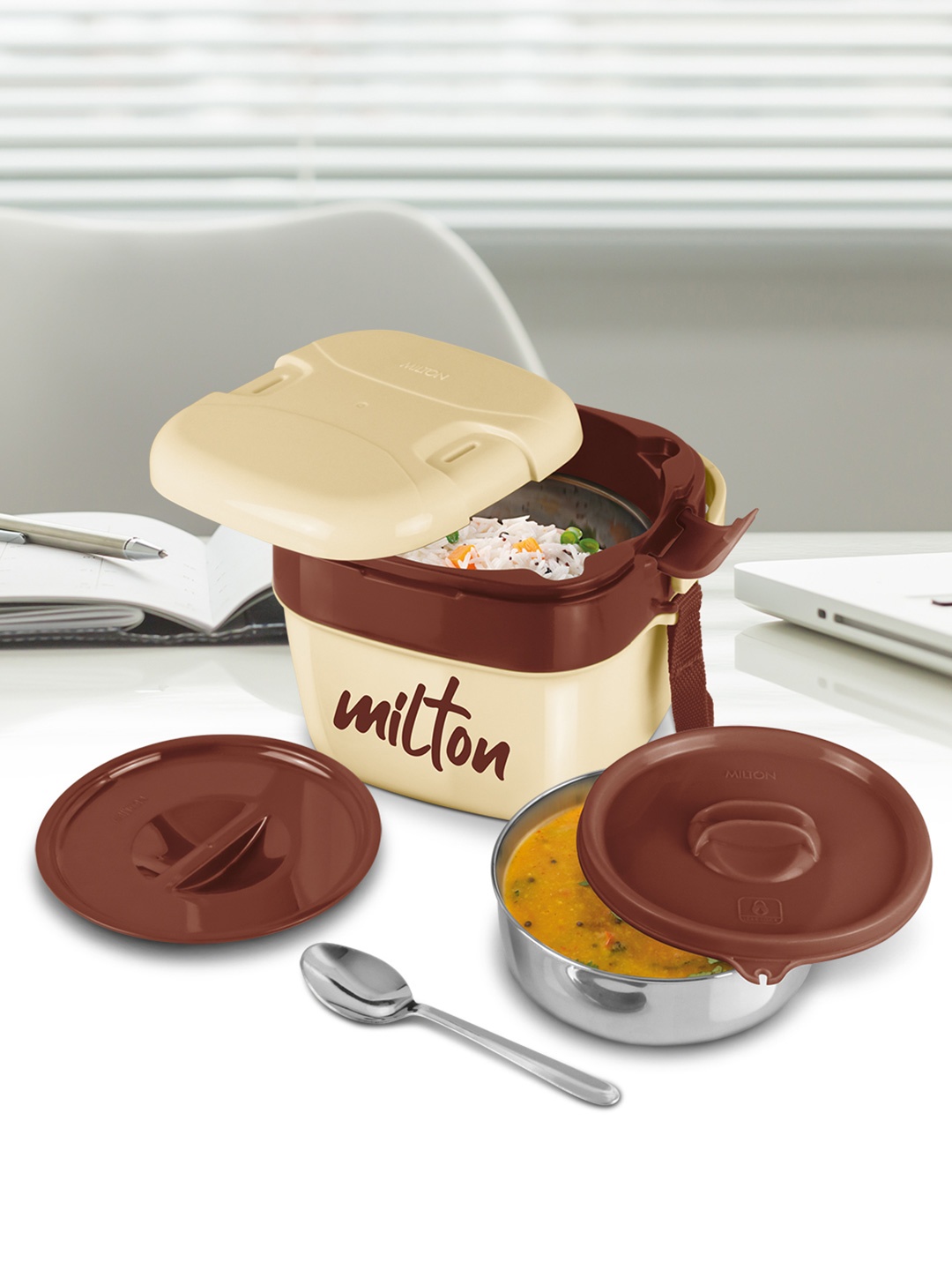 

Milton Cubic Big Inner Stainless Steel Tiffin Set, Off white