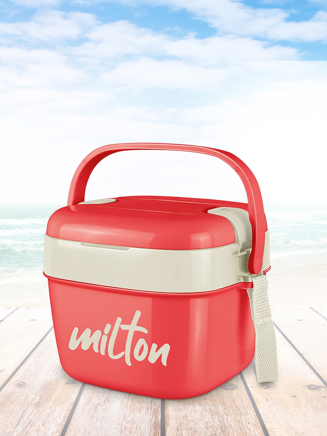 

Milton Cubic Big 4 Pieces Red Inner Stainless Steel Tiffin Container & Spoon 1.1 L