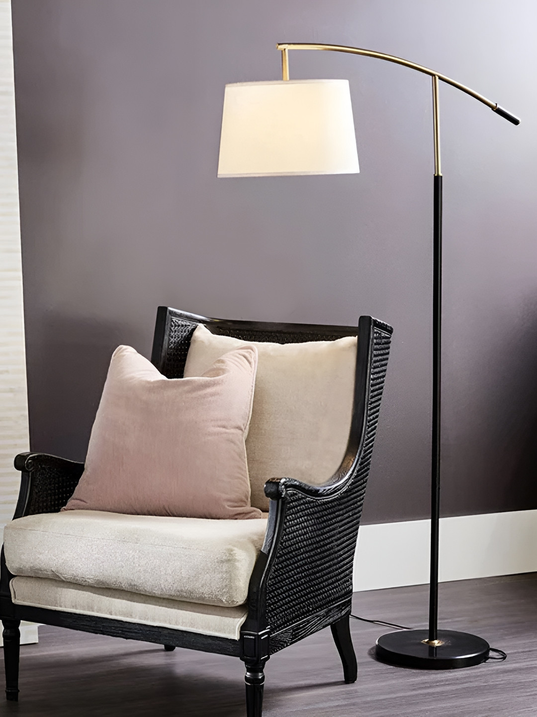 

THEDECORKART White Traditional Cylindrical Shaped Floor Lamps