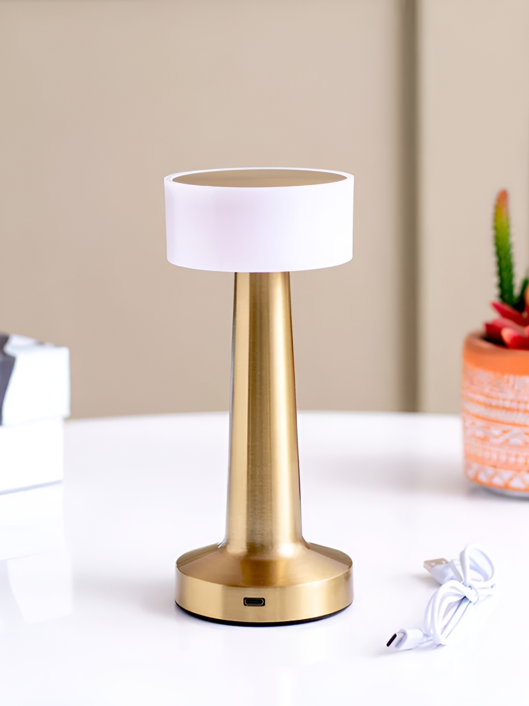 

THEDECORKART White Metal Traditional Cylindrical Shaped Table Lamp