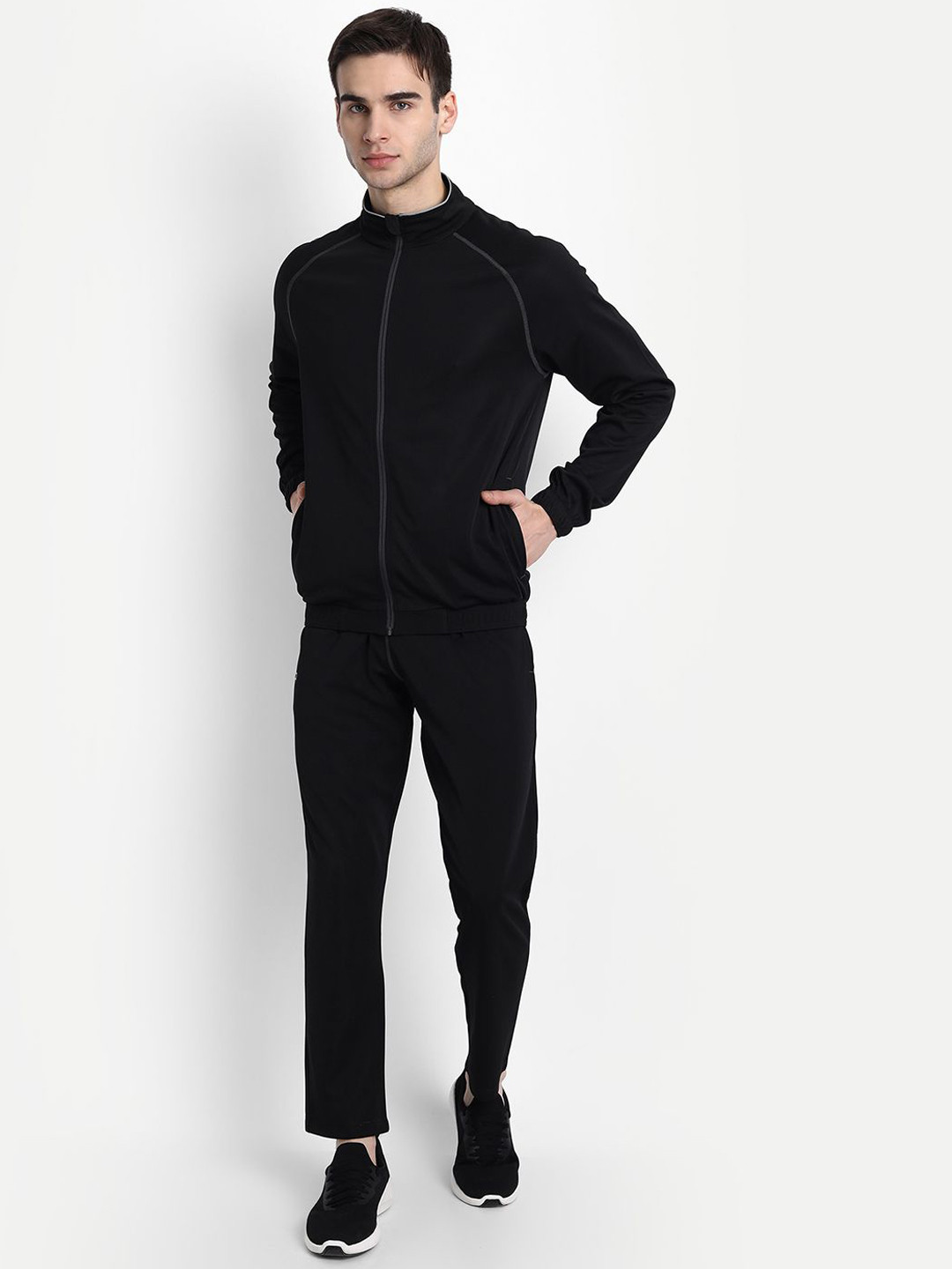 

DIDA Light Weight Stretchable Quick-Dry Regular Comfort Fit Tracksuits, Black