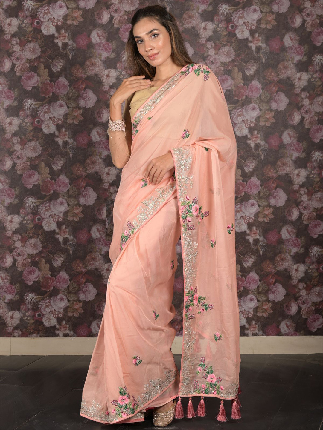 

ODETTE Floral Embroidered Saree, Peach