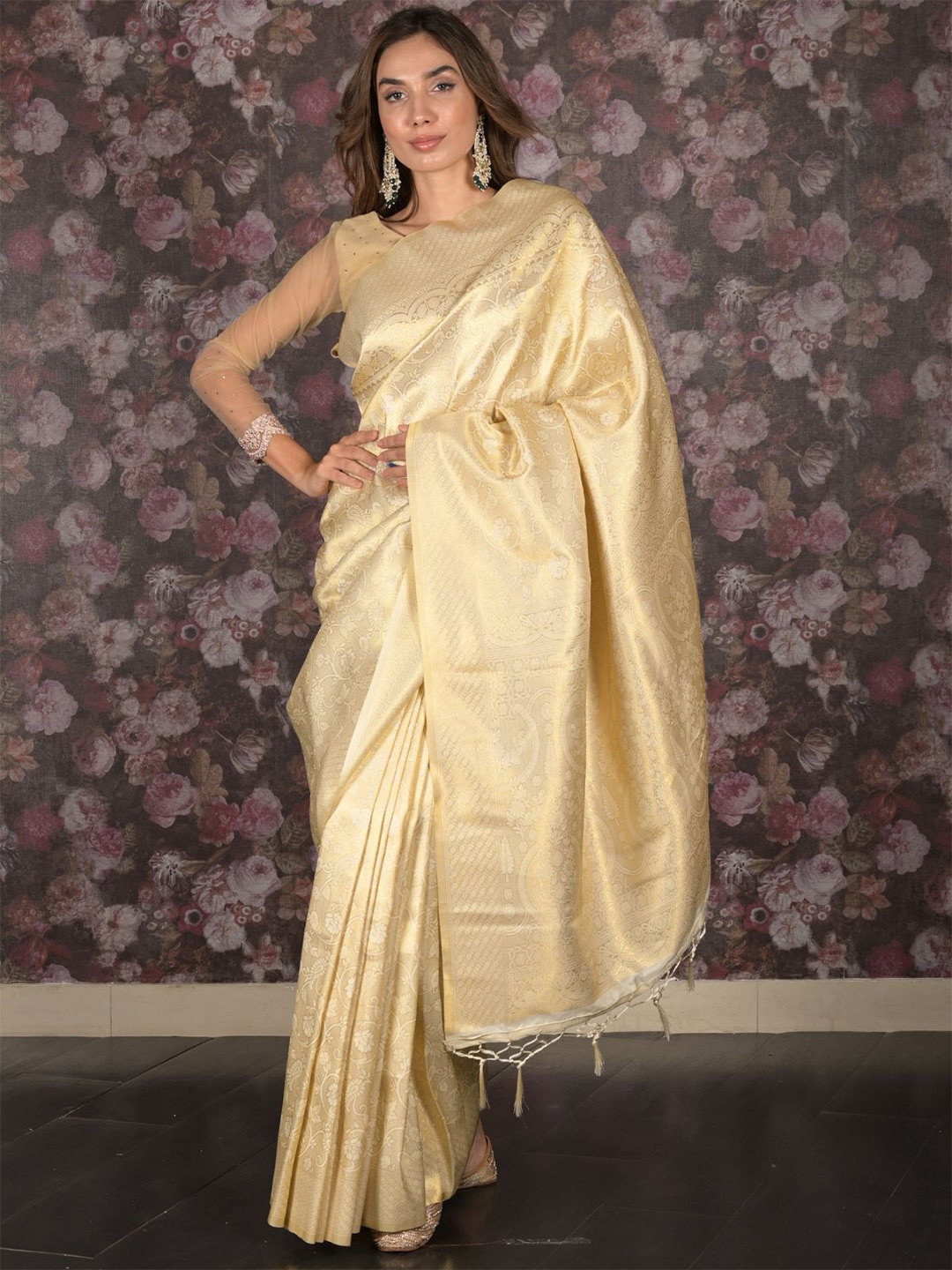 

ODETTE Woven Design Zari Saree, Off white