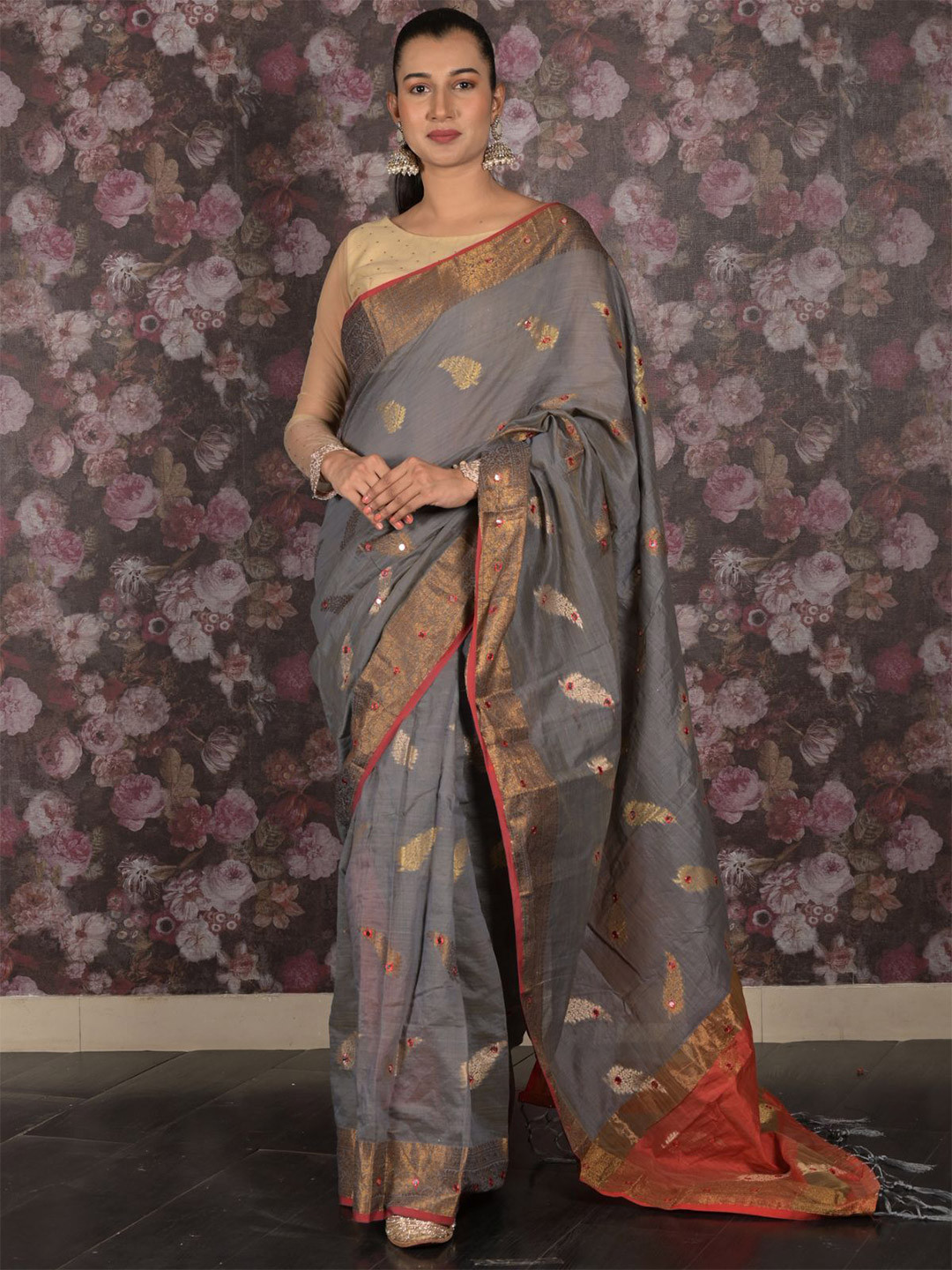 

ODETTE Woven Design Zari Saree, Grey